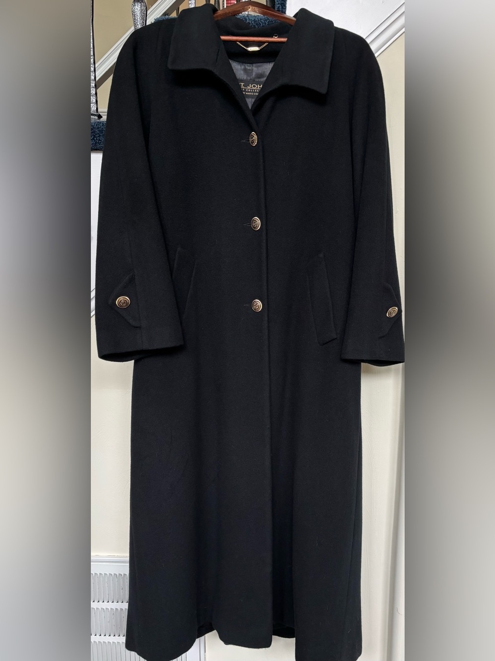 St. John 100% Cashmere Long Coat